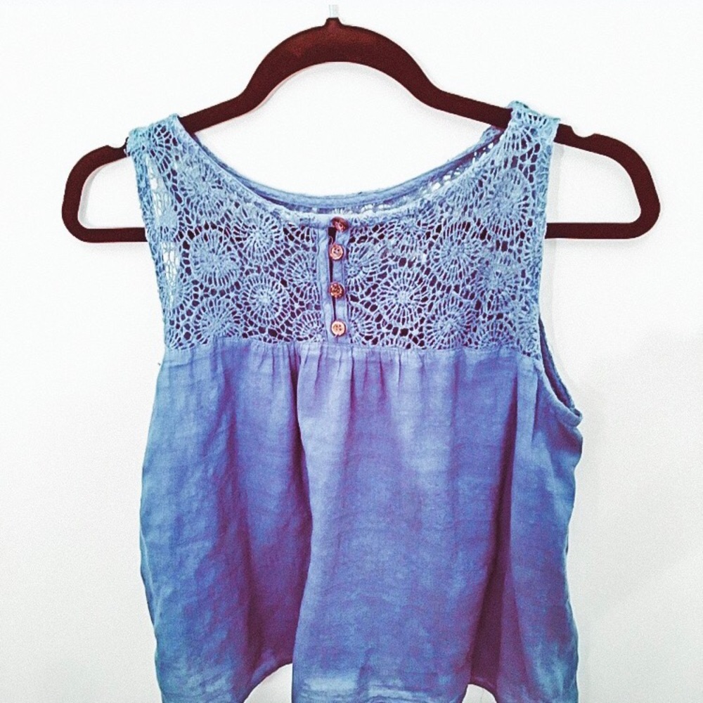 VINTAGE BLUE  TOP